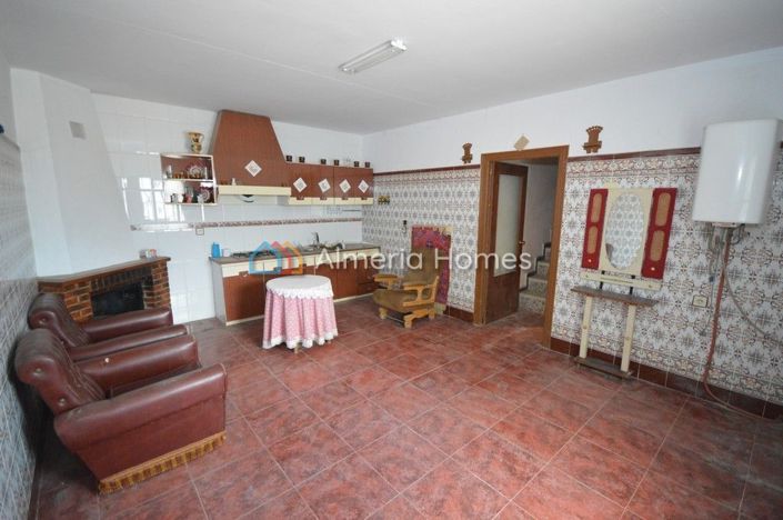 Image No.4-5 Bed Country House for sale