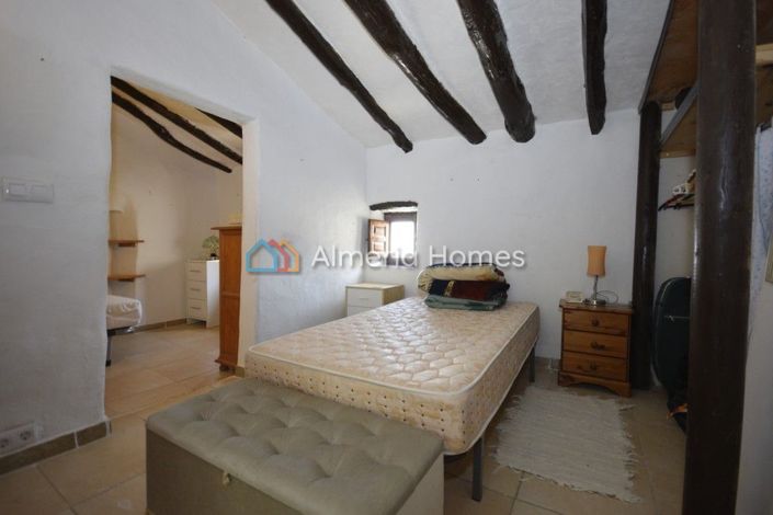 Image No.18-Maison de campagne de 3 chambres à vendre à Albánchez