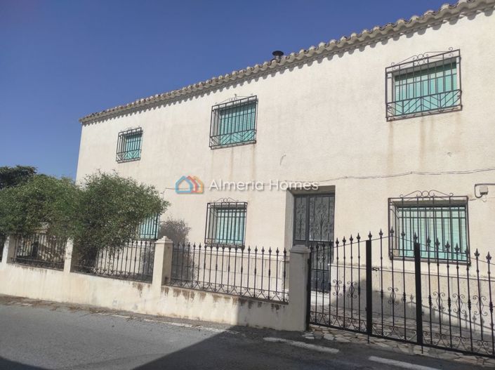 Image No.29-6 Bed Village House for sale