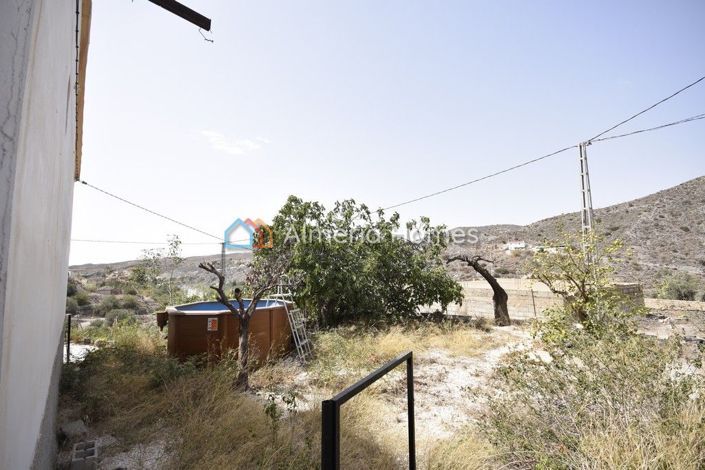 Image No.3-3 Bed Country House for sale