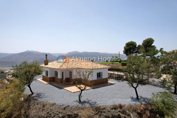 Image No.1-3 Bed Villa for sale