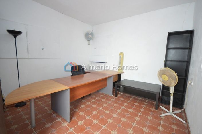 Image No.17-3 Bed Villa for sale