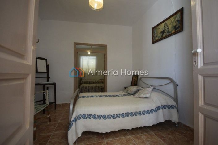 Image No.5-Maison de ville de 4 chambres à vendre à Oria