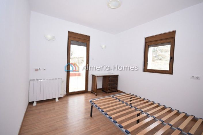 Image No.18-5 Bed Country House for sale