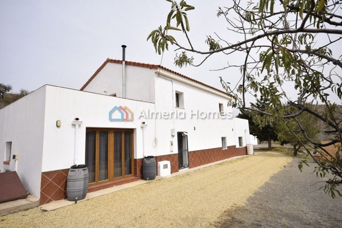 Image No.5-5 Bed Country House for sale