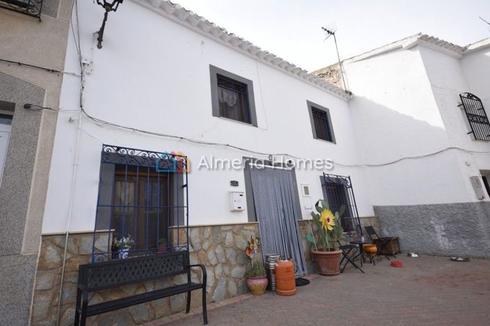 Image No.5-Maison de campagne de 6 chambres à vendre à Chirivel