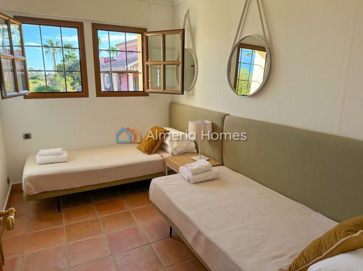 Image No.11-3 Bed Villa for sale