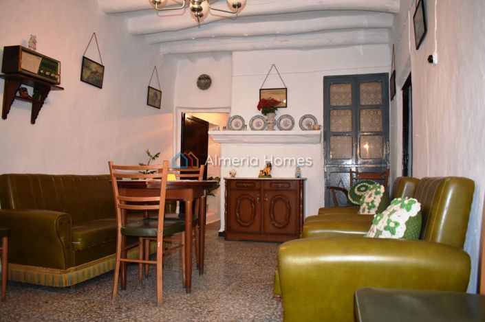 Image No.7-3 Bed Village House for sale