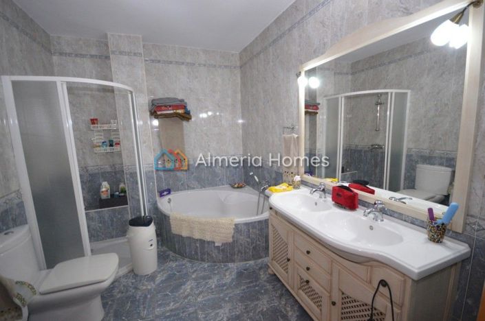 Image No.9-Maison de ville de 4 chambres à vendre à Albox