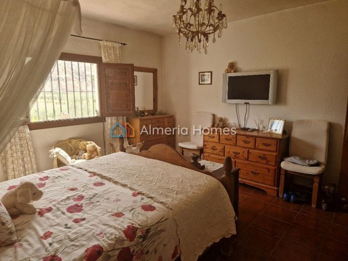 Image No.16-2 Bed Villa for sale