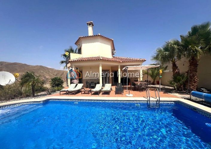 Image No.1-Villa de 4 chambres à vendre à Arboleas