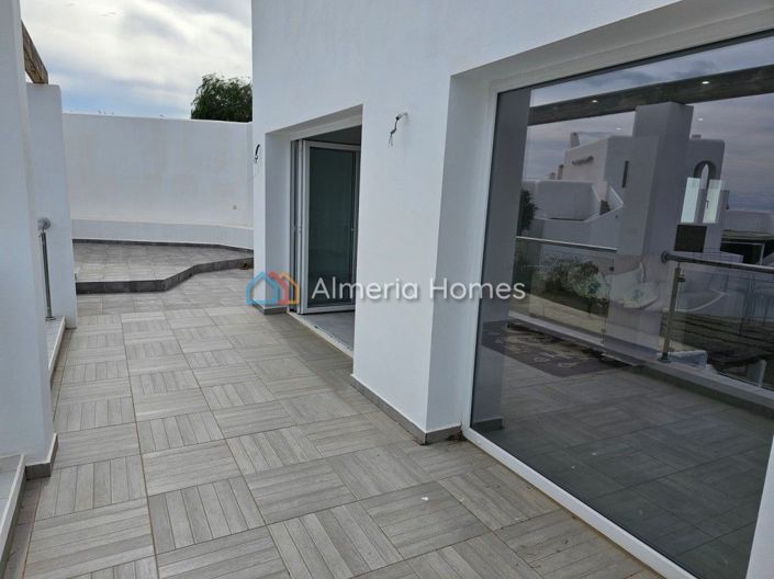 Image No.10-3 Bed Villa for sale