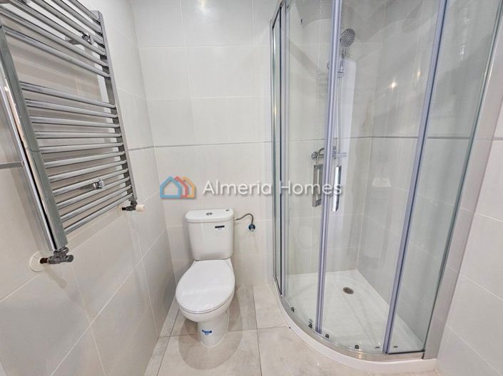 Image No.12-3 Bed Villa for sale