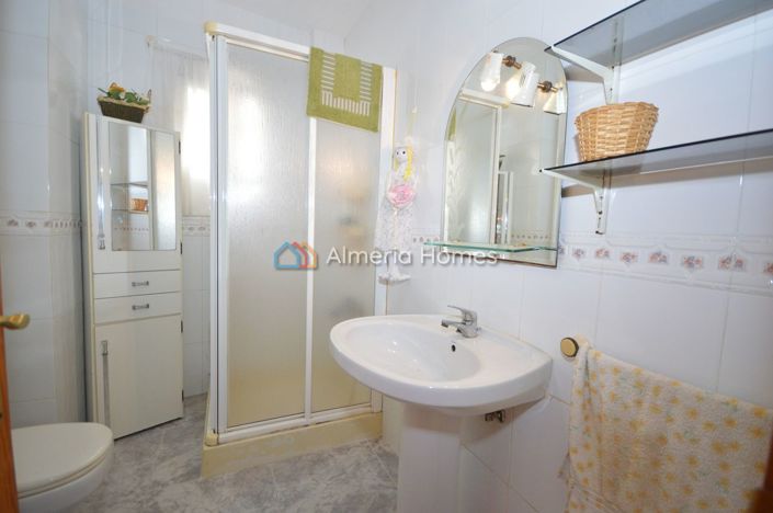 Image No.10-3 Bed Townhouse for sale