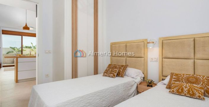 Image No.17-3 Bed Villa for sale