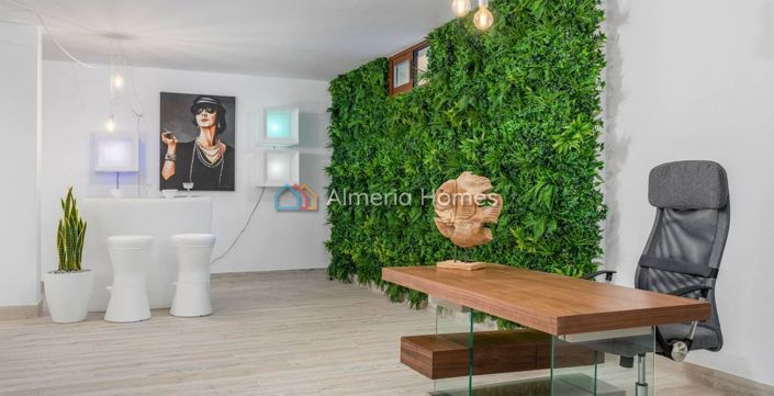 Image No.28-3 Bed Villa for sale