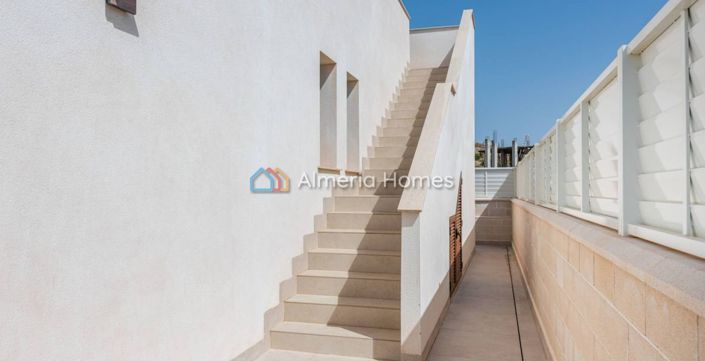 Image No.5-3 Bed Villa for sale