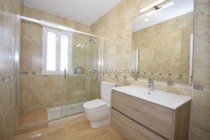 Image No.19-3 Bed Villa for sale