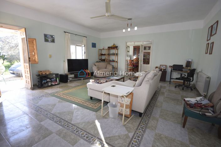 Image No.15-3 Bed Villa for sale