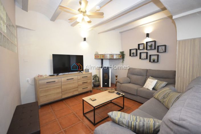 Image No.20-5 Bed Country House for sale