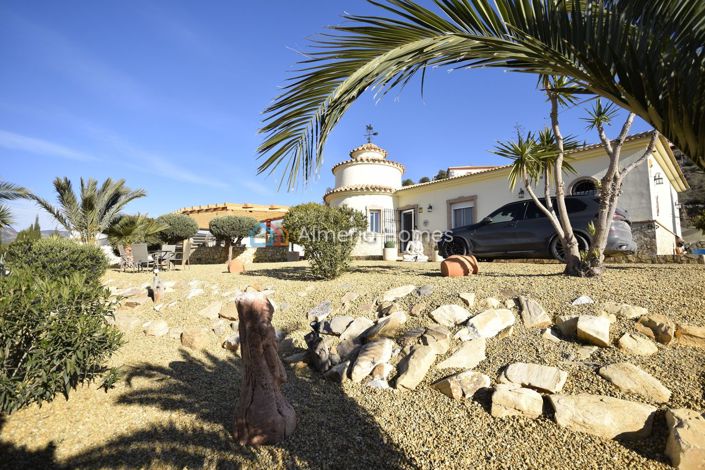 Image No.15-3 Bed Villa for sale