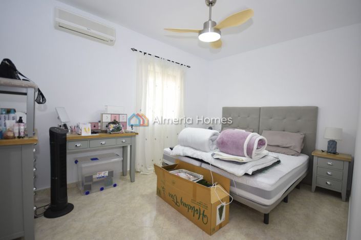 Image No.27-3 Bed Villa for sale