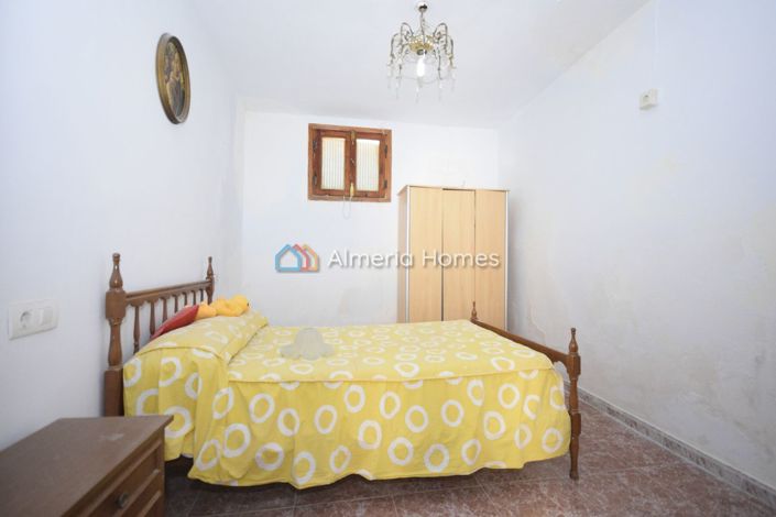 Image No.5-Maison de ville de 5 chambres à vendre à Oria