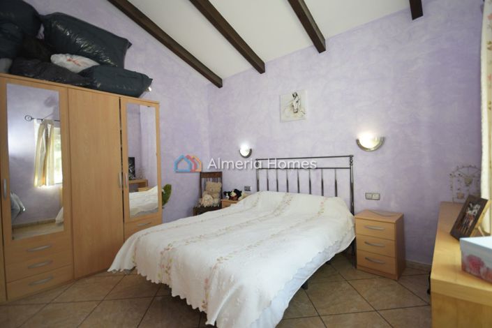 Image No.24-4 Bed Villa for sale