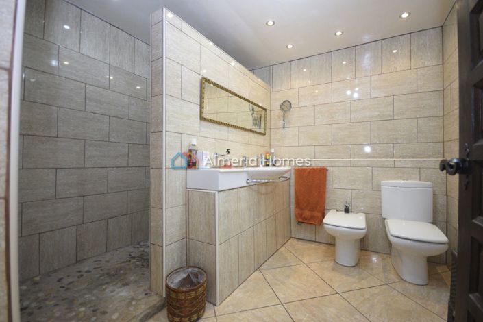 Image No.31-4 Bed Villa for sale