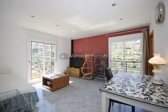 Image No.4-3 Bed Duplex for sale