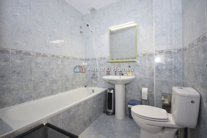 Image No.9-3 Bed Duplex for sale