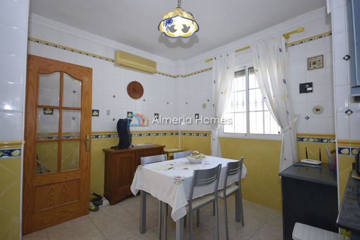 Image No.18-3 Bed Villa for sale