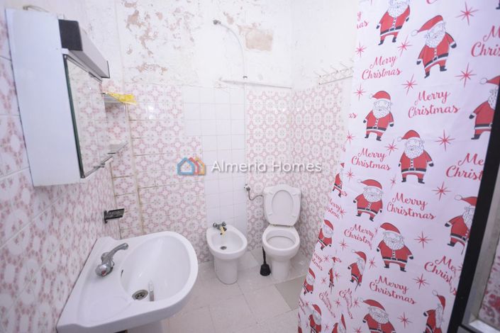 Image No.12-Maison de campagne de 10 chambres à vendre à Albox