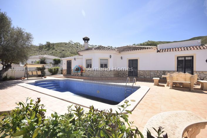 Image No.9-5 Bed Villa for sale