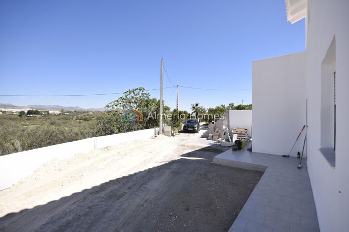 Image No.22-3 Bed Villa for sale