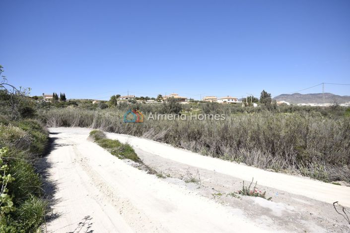 Image No.26-3 Bed Villa for sale