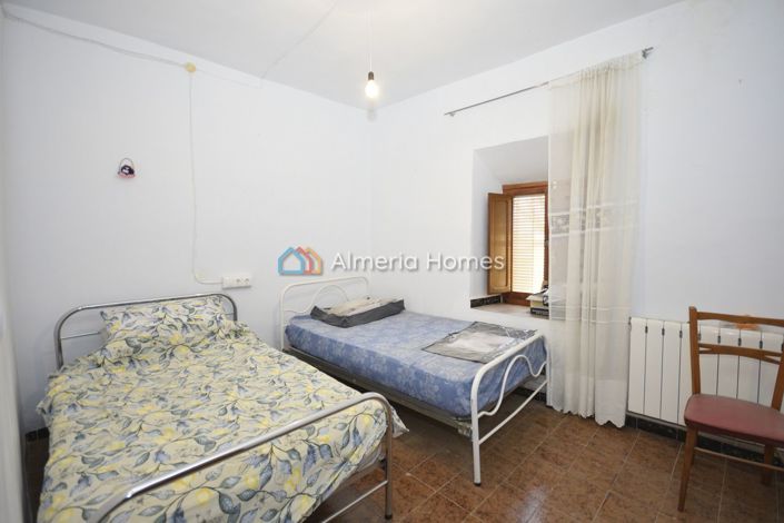 Image No.12-Maison de ville de 6 chambres à vendre à Chirivel