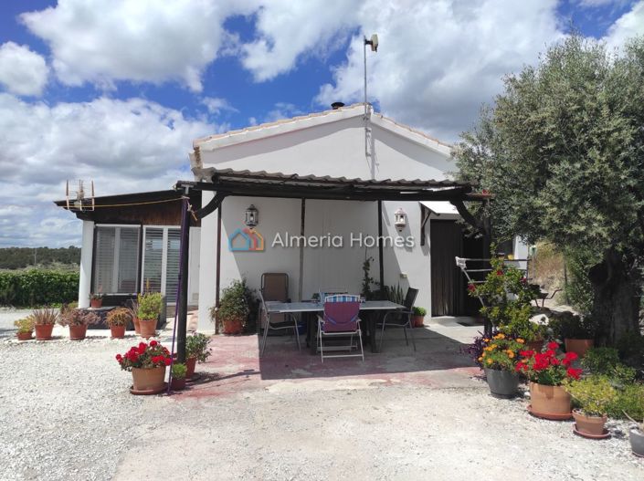 Image No.1-3 Bed Villa for sale