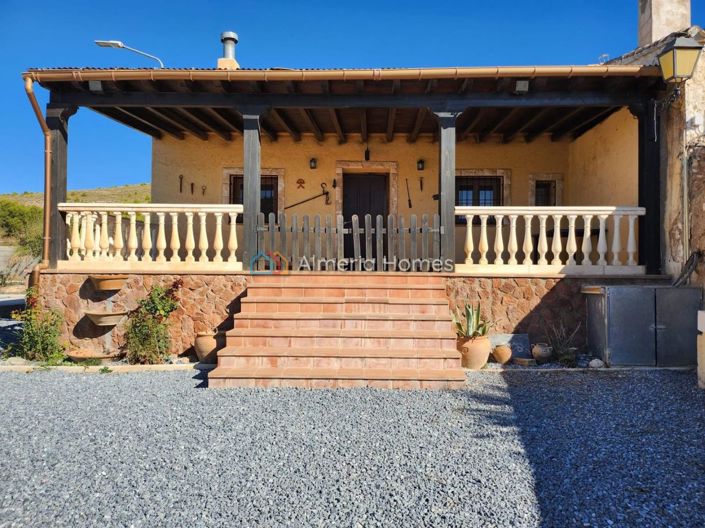 Image No.1-3 Bed Country House for sale