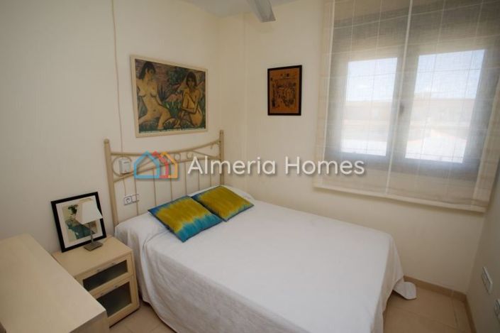 Image No.7-2 Bed Apartment for sale