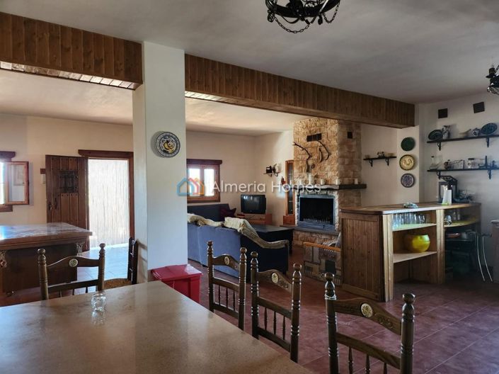 Image No.2-3 Bed Country House for sale