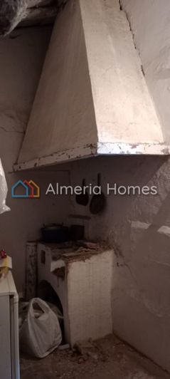 Image No.14-3 Bed Country House for sale