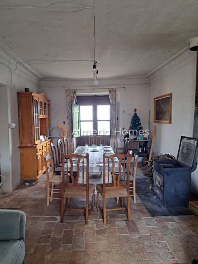 Image No.2-3 Bed Country House for sale