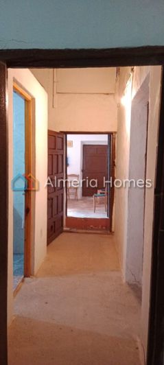 Image No.5-3 Bed Country House for sale