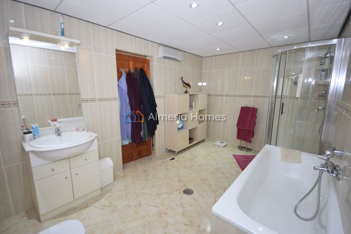 Image No.23-Villa de 4 chambres à vendre à Serón