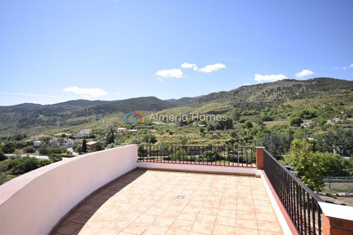 Image No.7-Villa de 4 chambres à vendre à Serón