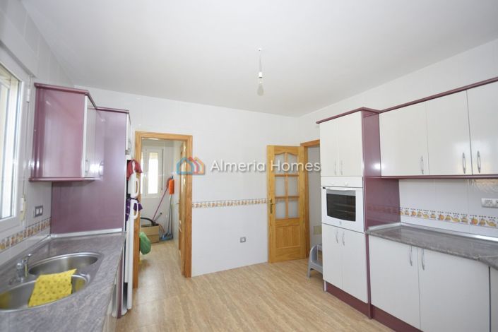 Image No.10-3 Bed Villa for sale