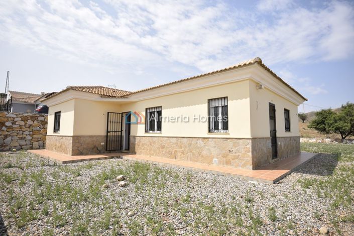 Image No.19-3 Bed Villa for sale