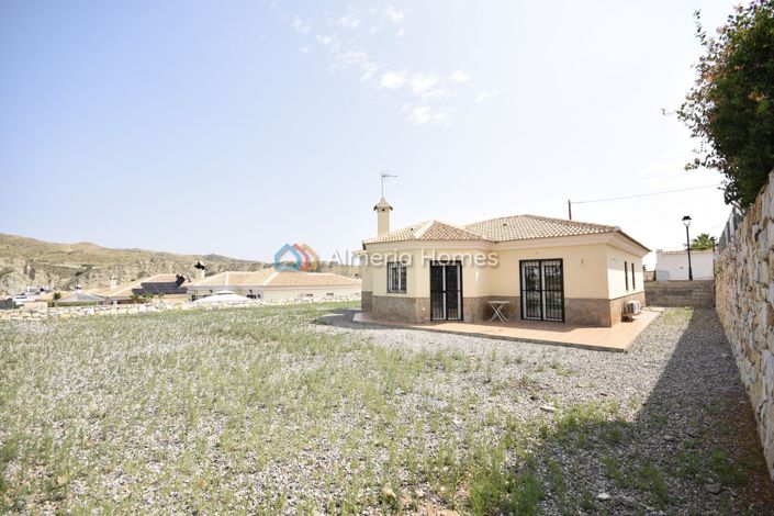 Image No.22-3 Bed Villa for sale