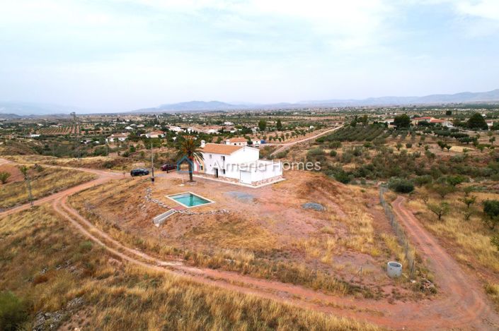 Image No.4-4 Bed Country House for sale